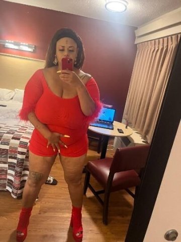 sexy redbone big busty - 1