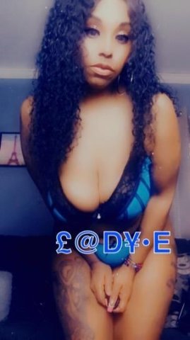 Roanke rapids Real Deal Curvy thick natural beauty - 1