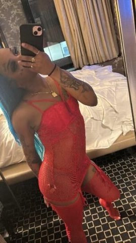 VICKY BABY IM BACK IN TOWN ONLY FOR TONIGHT 🌃🤩💦DID YOU MISS ME LETS PLAY - 1