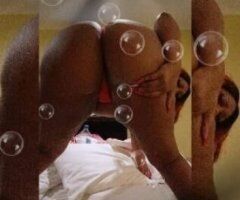 INCALLS ONLY .......😈🍆💦ALRIGHT YOU FREAKY MF'S ALL EYES👁 on me🫵🏽❗💦 If I catch you scrolling past my ADD👏🏽🫵🏽🍆 Imma Seduce You Wit This Fat A$$ Booty 🍑 Let Erykah Feed you Baby🫦👅🍆💦 Cus Its Time to EAT........INCALLS ONLY - Image 2