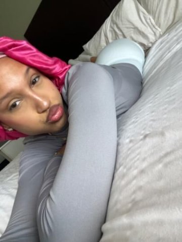 dominican college bombshell🥰 - 1