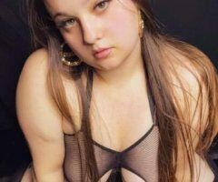 lovely, beautiful White Girl full satisfaction guarantee.. - Image 3