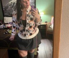 1⃣0⃣0⃣💲 Half-Hour SPECIALS🥇 PLEASENTLY PLUMP RUMP ✅ MY REVIEWS✅ 💵⭐👑👑⭐LET ME TREAT YOU LIKE ROYALITY⭐👑👑⭐➡ ⭐ ((PARTY friendly) (AA) friendly) - Image 5
