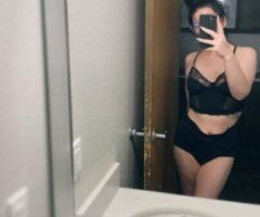 Waco escorts - thicc pretty smile white girl wet