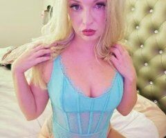 San Antonio escorts - sexy hot blonde