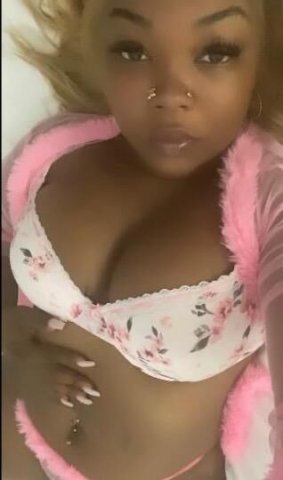 🌹HERE VISITING LEAVING SOON LET ME PUT MY BIG BUTT 🍑AND TIGHT PUSSY ON YOU💦💦 - 1