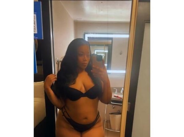 💦👅🍯Curvy + Thick Honey Sweet Treat 👅💦🍯 - 1