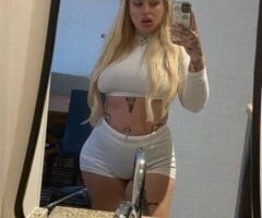 Manhattan escorts - curvy miami babe