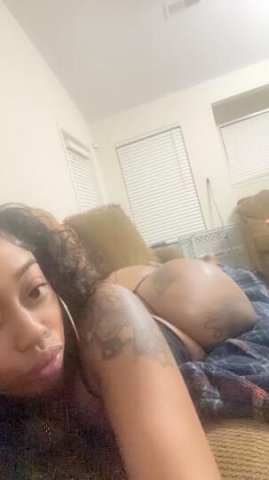 Get f❤Cked by a real pornstar onlyfans.com/soulsnatchinlala - 1