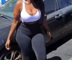 5/11 slim/thick MODEL type chick !!! 👅♥ (Incall Specials) - Image 5