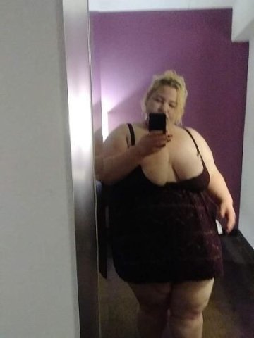 Early Bird Specials!! Leaving At 11AM!! Naughty😈BBW Deepthroat Queen👑Tight Wet💦Kitty😻Grips the D🍆 - 1