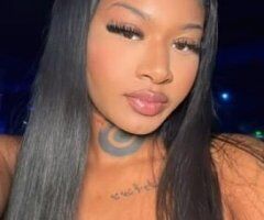 sexy petite light skin 🥰 i verify 😘 - Image 2