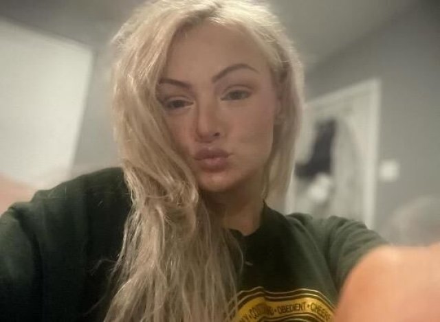 goodmorning its me Paige❤ - 1