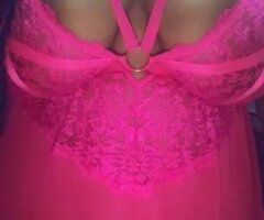 Everett escorts - Horny and Wet BBW 💦..I Want You to Fuck My Face and Punish This Tight Pussy 😈..Hurry Daddy 👅