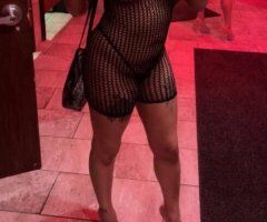 Fayetteville escorts - Curly hair freak