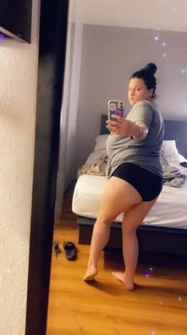SEE SEXY STAR WITH THIGHS TO MAKE YOU RISE - 1