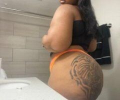 NEW IN THE CITY❗❗BBW EXCLUSIVE🤩💦Dont miss out on the DEEPTHROAT! JUICY PUSSY EXCLUSIVE💋 - Image 4