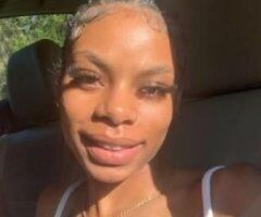 Charleston escorts - Light Skin Petite Treat💕