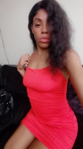 tall skinny petite with a wet wet come and see me💦🥰 - 1