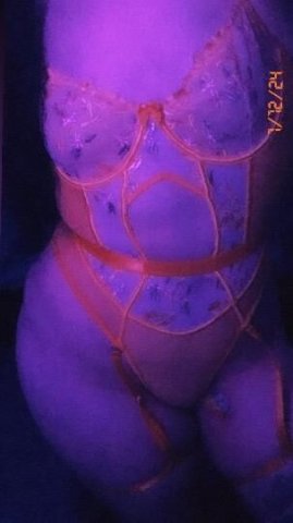 THICK CURVY SNOWBUNNY🥰😋😇 - 1