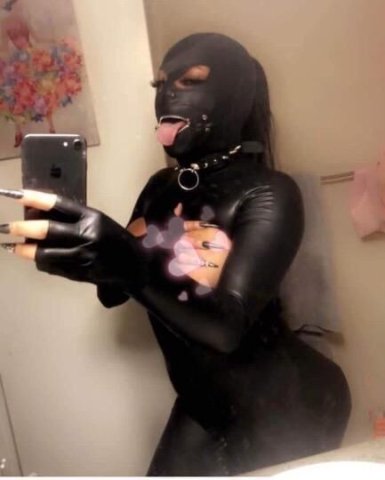 ts coochie girl👅👅👅🥰 - 1