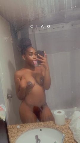 kream 2 girl avalible - 1