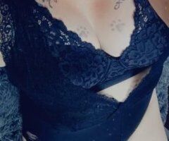 looking for company with mature gentlemen! - Image 1