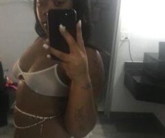 Young sweet pussy 💦 Outcalls - Image 5