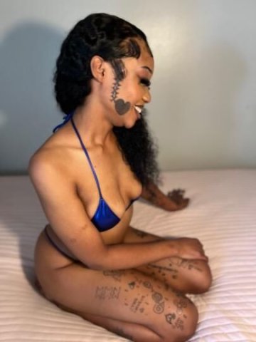 pretty & pettie new in the city! - 1