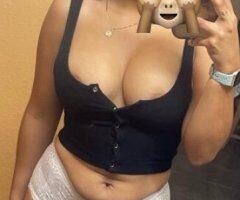monique - Image 2