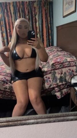 Curvy Latina Van Nuys INcall Massage Location today only‼💕🫶 - 1