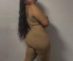 hey loves the best here back in the area - Image 3