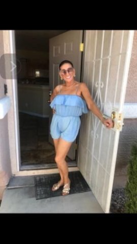 100% Genuine Mature lady with a good attitude. Available FOR OUTCALL TO GENTLEMAN ONLY - 1
