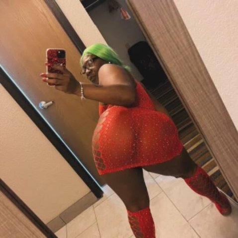 Ebony Slut Deep Throat Sammie - 1