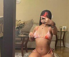 college Hottie‼💦😮‍💨😜 willing to travel 90 mins - Image 1