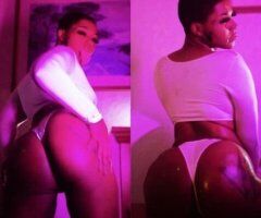 🍑CHICK with a DICK 🍆 - Image 4