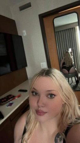 your fav busty blonde companion 💕 - 1