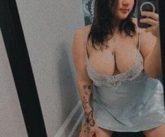 HOLA ME LLAMO SCARLET SOY DE HONDURAS Y SOLO ESTAR 2 DIAS AQUI. - Image 6
