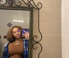 Thick Queen With a pretty face to match 🥰 - Image 4