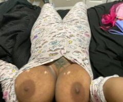Redbone about her buisness with some huge ass tittys - Image 6