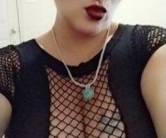 "Soccer mom with curves "🌹🌹 - Image 2