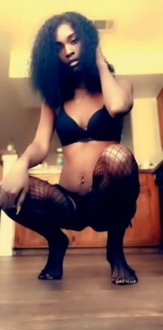 Sexy slim thick freak ready to play (read ad) - 1