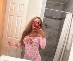 New tight Wet pussy In Town. Here for some Weekend Fun😜 Sexy and Slim🌸 Ready to please ✨ INCALL/OUTCALL - Image 3