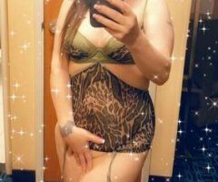 Subscribe to my OF ♥ GiRl NeXt DoOr 💁🏻♀ BrAiN SuRgEoN 🧠🤯 - Image 4
