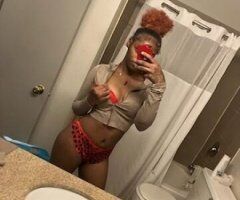 St. Louis escorts - Headline : 2 for 1 special 2 of us and 1 of you that's special