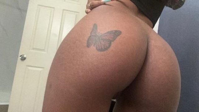 Come feel some wet pussy baby😜💦 Available 24/7 - 1