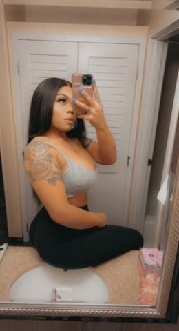 😍💋🍑💦COME SEE THE BEST TIGHT, WET, JUICY SEXIEST LADY IN TOWN DADDY - 1