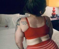 Baton Rouge escorts - A 5'1 Big Fine