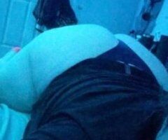 . LETS HAVE SOME WET FUN WITH A BIG CURVY WHITE GIRL - Image 3
