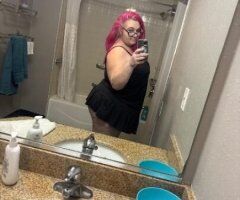 HOSTING IN BORDENTOWN, ALSO ABLE TO TRAVEL - Image 6